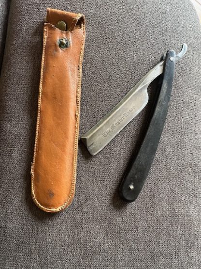 Antique Fred Dutcher St Albans Vermont Straight Razor 3/4"