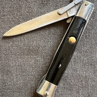 Old Vintage Korean Rizzy swing guard Knife